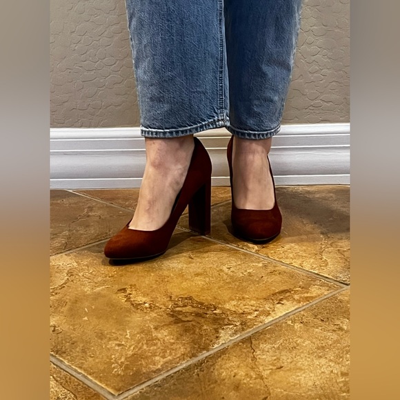 Express Shoes - NEW Express Size 9 Women’s heels
